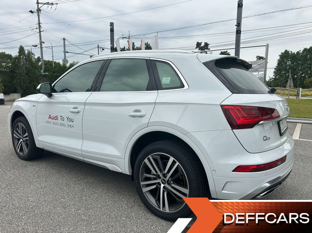 Audi Q5 45 TFSI Quattro Premium купить на сайте DeffCars