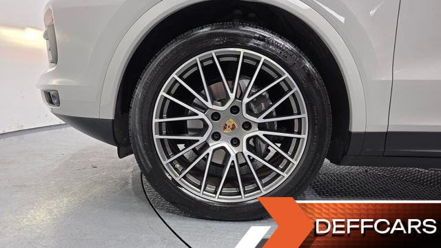 Porsche CAYENNE 3.0 COUPE PLATINUM EDITION купить на сайте DeffCars