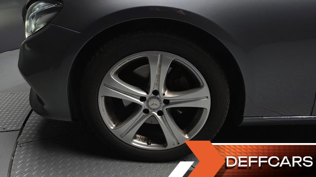 Mercedes E-CLASS E220d 4MATIC Avantgarde купить на сайте DeffCars