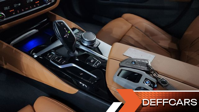 BMW 5-SERIES 520i Luxury купить на сайте DeffCars