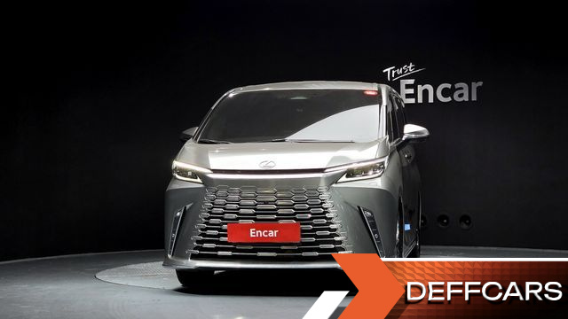 Lexus LM 500h Royal купить на сайте DeffCars