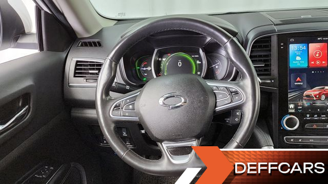 Renault-KoreaSamsung QM6 2.0 GDe PREMIERE 2WD купить на сайте DeffCars