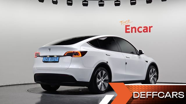 Tesla MODEL Y Long Range AWD купить на сайте DeffCars