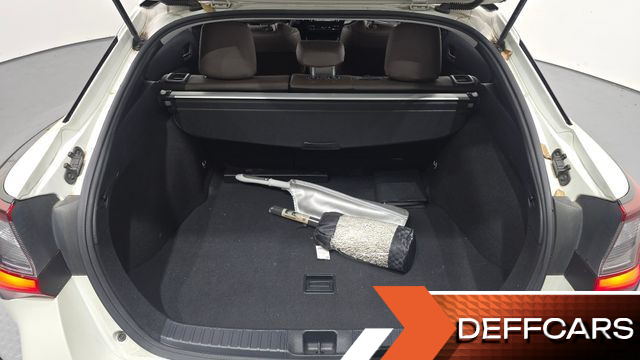 Toyota PRIUS 1.8 купить на сайте DeffCars