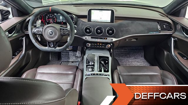Kia STINGER 3.3 Turbo AWD GT купить на сайте DeffCars