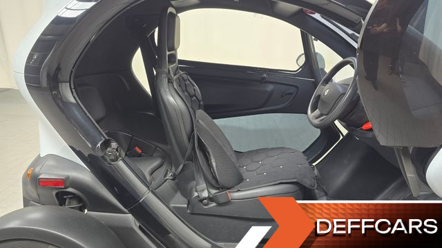 Renault-KoreaSamsung TWIZY Intens(2-seater) купить на сайте DeffCars