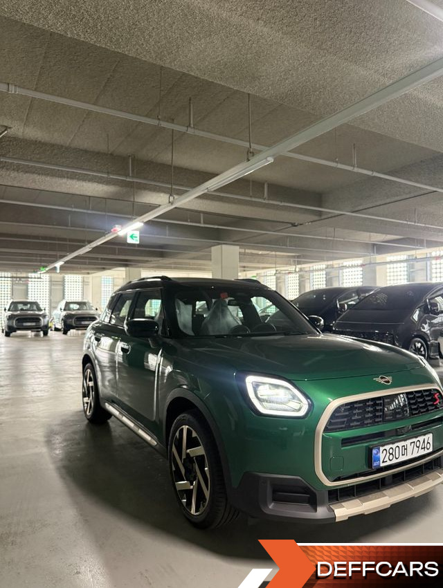 Mini COUNTRYMAN ALL4 Favoured купить на сайте DeffCars