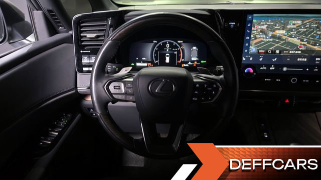 Lexus LM 500h Royal купить на сайте DeffCars