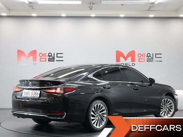 Lexus ES Executive купить на сайте DeffCars