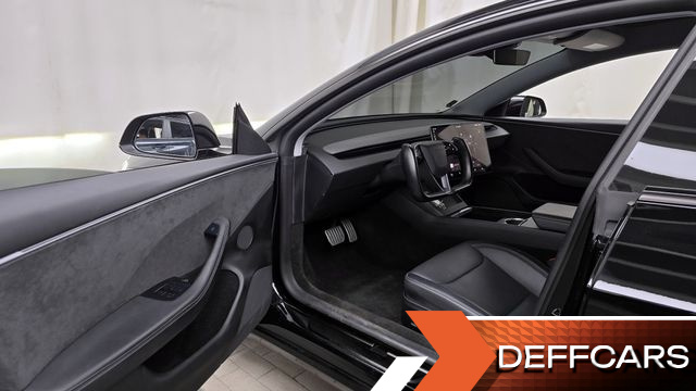 Tesla MODEL 3 Long Range AWD купить на сайте DeffCars