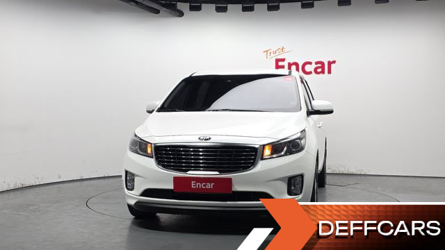 Kia CARNIVAL 11-seater Deluxe купить на сайте DeffCars