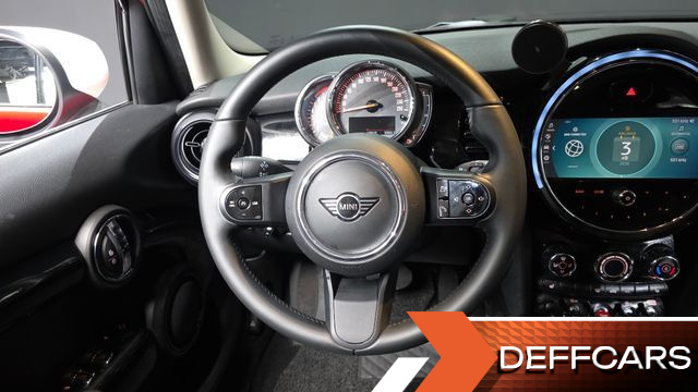 Mini COOPER 5Door Classic Third Generation купить на сайте DeffCars