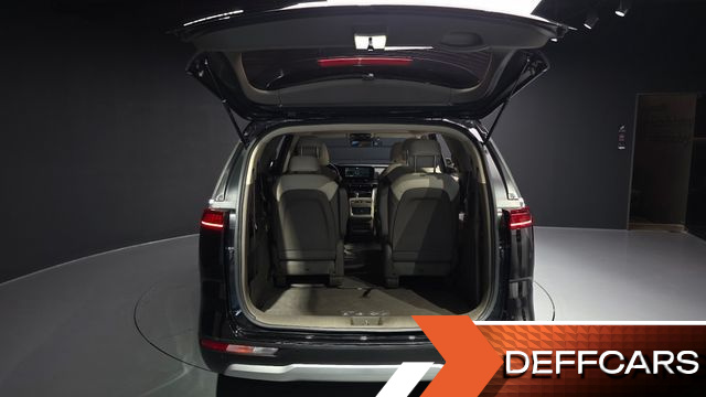 Kia CARNIVAL Diesel 9-Seater Prestige купить на сайте DeffCars