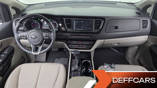 Kia CARNIVAL Gasoline 7-Seater Limousine President купить на сайте DeffCars