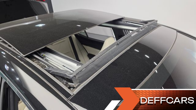 Toyota CAMRY 2.5 XLE Premium Hybrid купить на сайте DeffCars