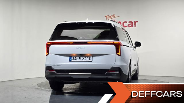 Kia CARNIVAL Gasoline 9-Seater Signature купить на сайте DeffCars