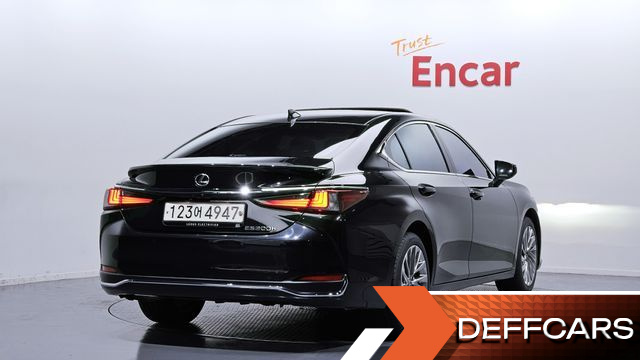 Lexus ES Luxury Plus купить на сайте DeffCars