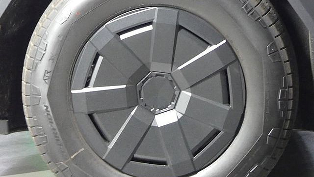 Tesla CYBERTRUCK Cyberbeast купить на сайте DeffCars