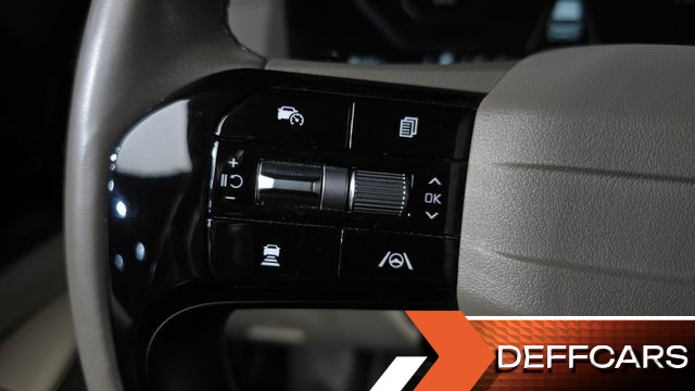 Kia CARNIVAL 9-Seater Gravity купить на сайте DeffCars