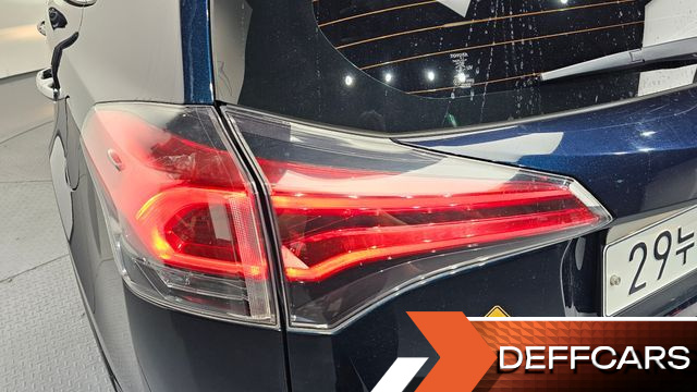 Toyota RAV4 2.5 4WD Hybrid 4th купить на сайте DeffCars
