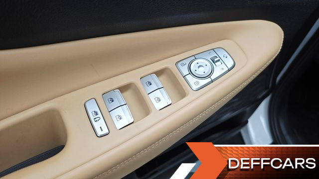 Hyundai SANTAFE Diesel 2.2 4WD Calligraphy купить на сайте DeffCars