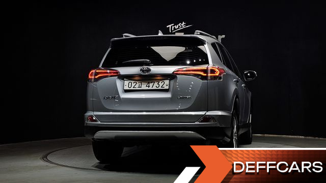 Toyota RAV4 2.5 2WD 4th купить на сайте DeffCars