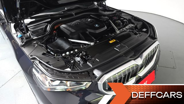 BMW 5-SERIES 530e M Sport купить на сайте DeffCars