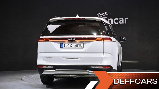 Kia CARNIVAL Gasoline 7-Seater Signature купить на сайте DeffCars