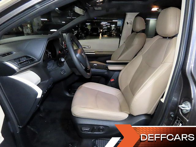 Toyota SIENNA 2.5 Hybrid 2WD купить на сайте DeffCars
