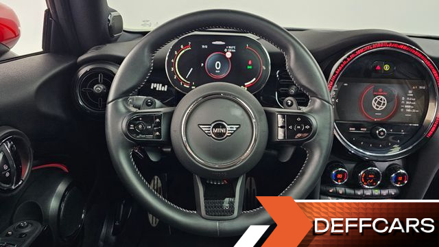 Mini COOPER JCW Pat Moss Edition 3rd купить на сайте DeffCars