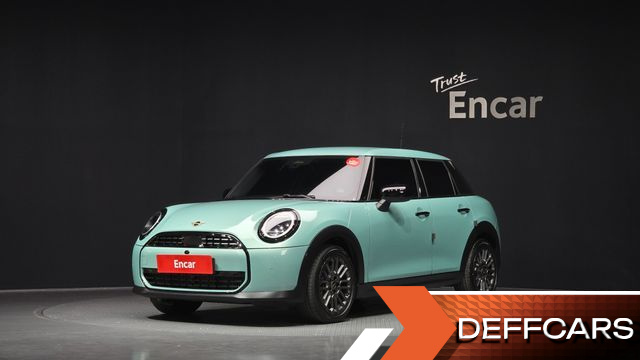 Mini COOPER 5Door Essential купить на сайте DeffCars