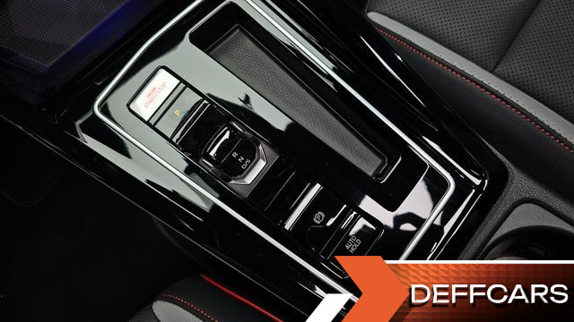 Volkswagen GOLF 2.0 GTI купить на сайте DeffCars