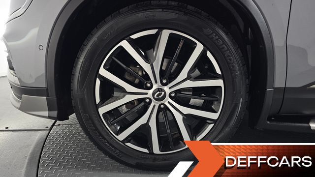 Renault-KoreaSamsung QM6 2.0 LPe RE Signature 2WD купить на сайте DeffCars
