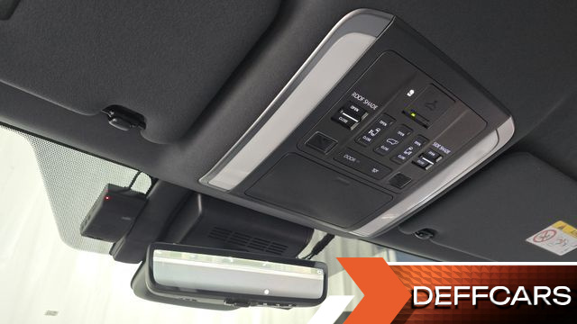 Toyota ALPHARD 2.5 HEV Executive AWD купить на сайте DeffCars