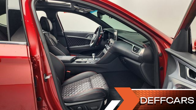 Genesis G70 3.3T Sport Prestige купить на сайте DeffCars