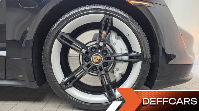 Porsche TAYCAN Base купить на сайте DeffCars