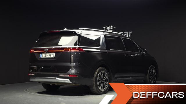 Kia CARNIVAL Gasoline 9-Seater Signature купить на сайте DeffCars