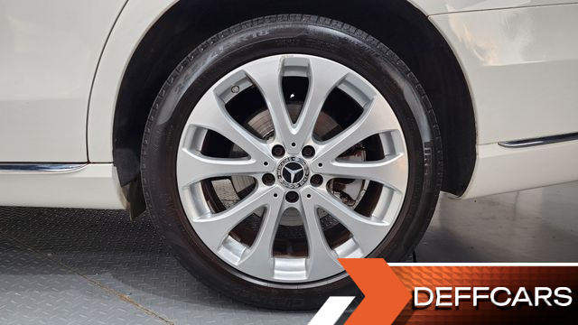 Mercedes E-CLASS E300 4MATIC Exclusive купить на сайте DeffCars
