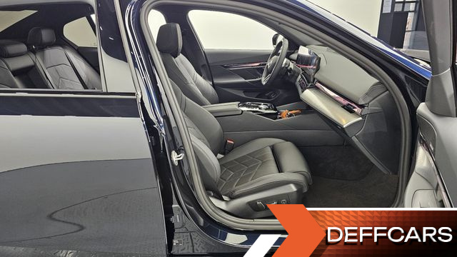 BMW 5-SERIES 520i M Sport купить на сайте DeffCars