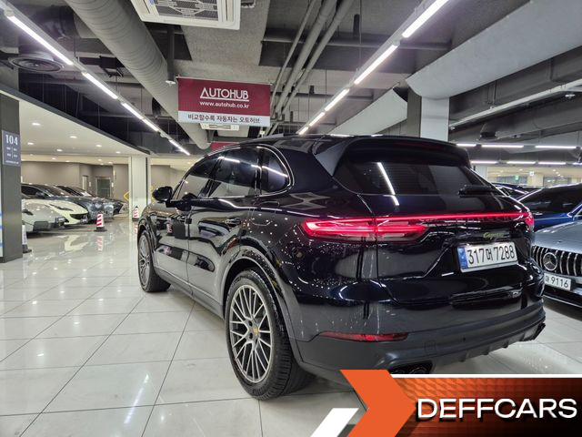 Porsche CAYENNE 3.0 E-HYBRID PLATINUM EDITION купить на сайте DeffCars