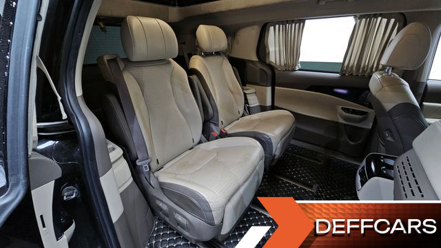 Kia CARNIVAL Gasoline 7-Seater Hi-Limousine Signature купить на сайте DeffCars