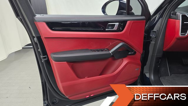 Porsche CAYENNE 3.0 купить на сайте DeffCars