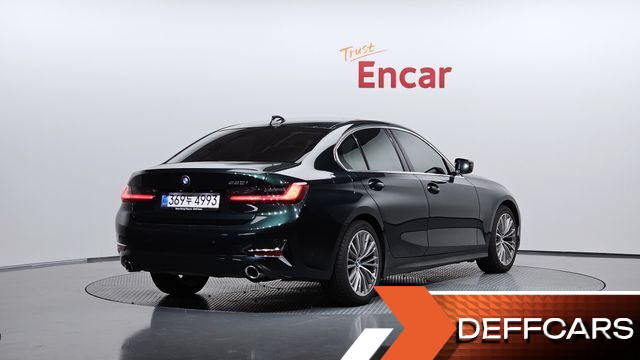 BMW 3-SERIES 320i Luxury купить на сайте DeffCars