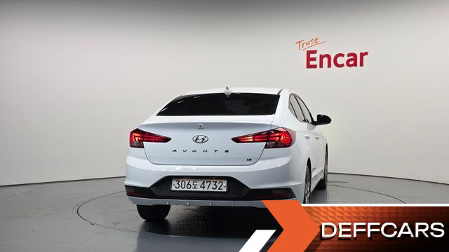 Hyundai AVANTE 1.6 Smart Choice купить на сайте DeffCars