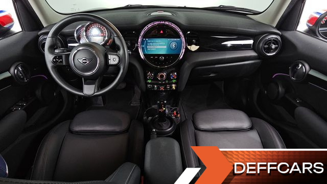 Mini COOPER 5Door Classic Third Generation купить на сайте DeffCars
