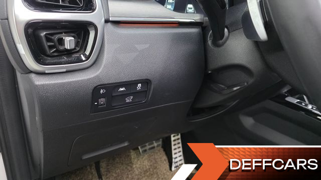 Kia SORENTO Gasoline 2.5T 2WD Signature купить на сайте DeffCars