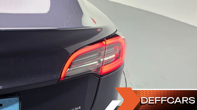 Tesla MODEL 3 Long Range AWD купить на сайте DeffCars