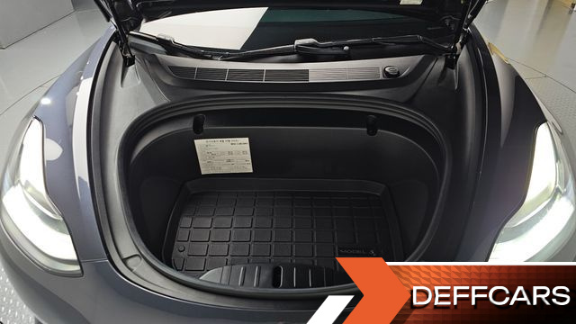 Tesla MODEL 3 Long Range AWD купить на сайте DeffCars