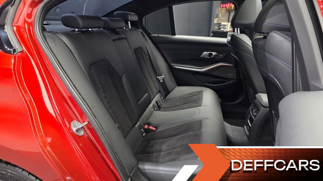 BMW 3-SERIES 320i M Sport купить на сайте DeffCars
