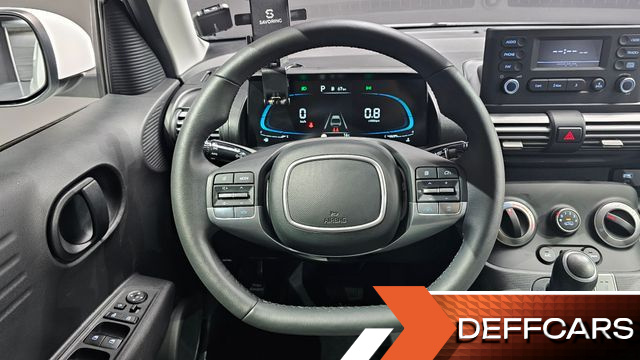 Hyundai CASPER Turbo The Essential Light купить на сайте DeffCars